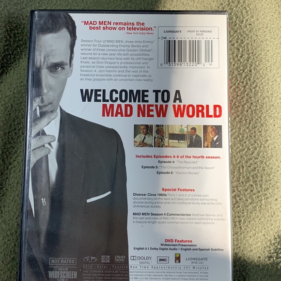 GUC Mad Men season 4 discs 1-3 - Picture 7 of 13